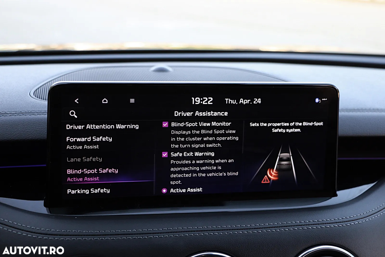 Kia Stinger 3.3 T-GDI AWD GT - 26