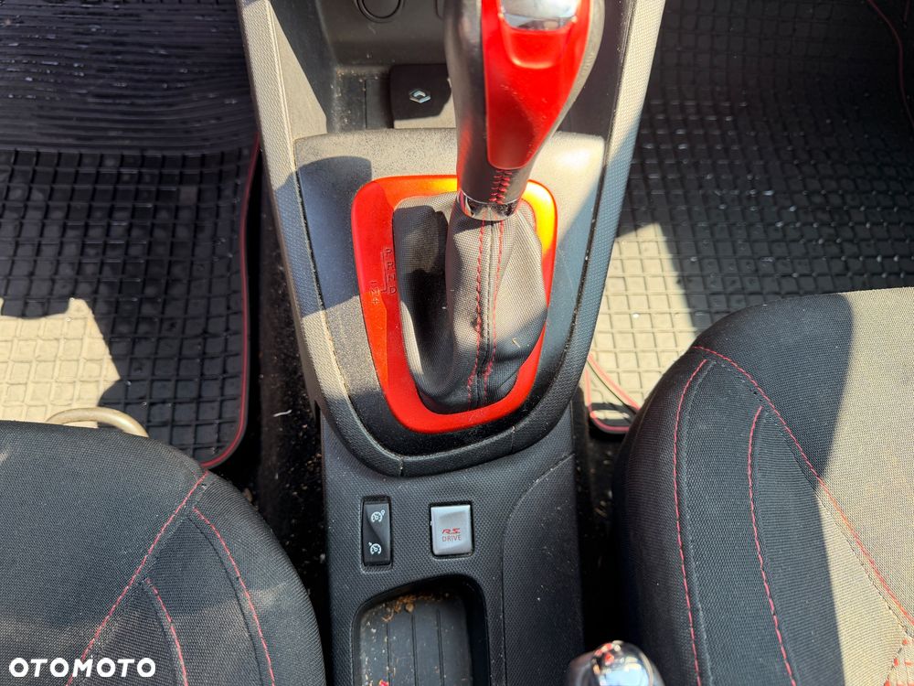 Renault Clio TCe 200 EDC Sport R.S - 26