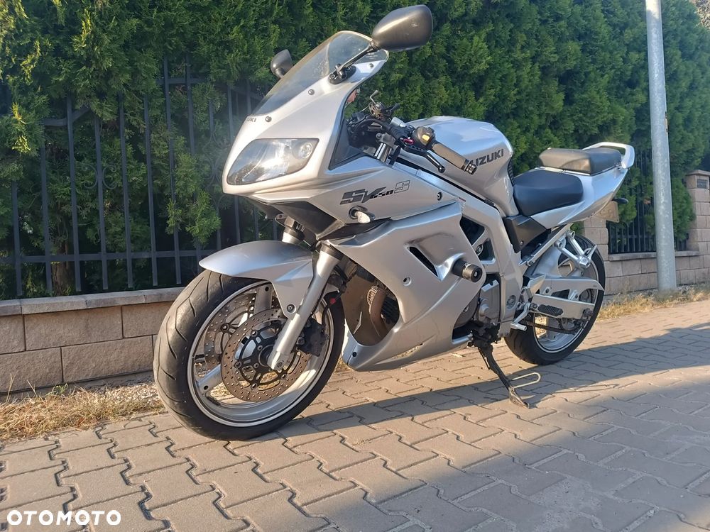 Suzuki Inny - 40