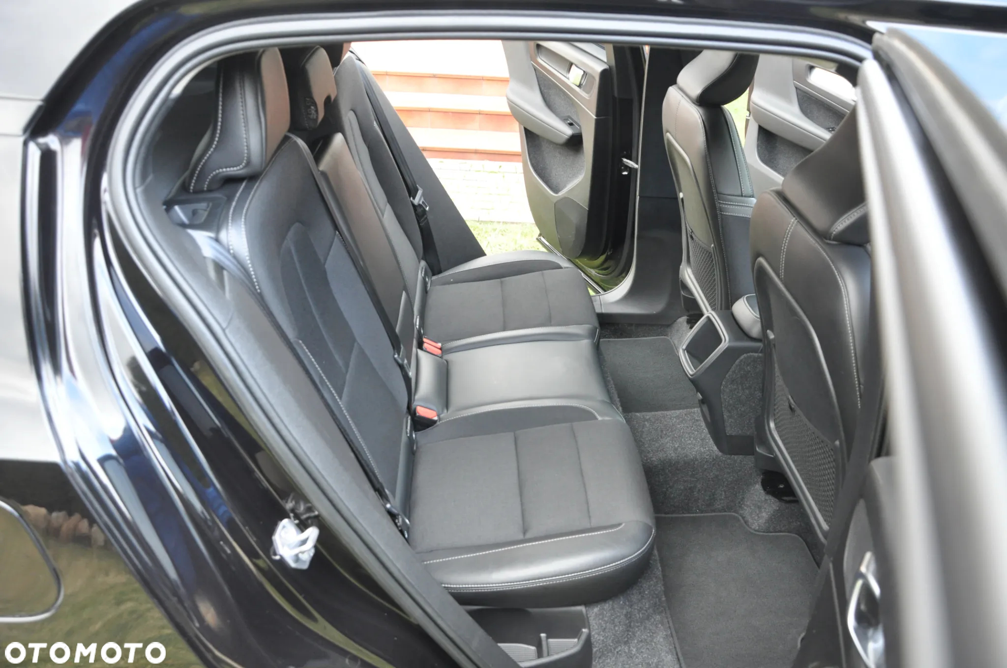 Volvo XC 40 T3 Momentum - 30
