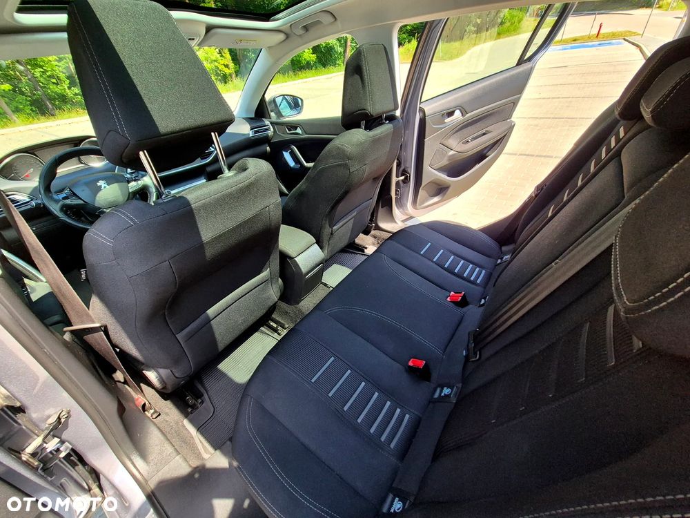 Peugeot 308 BlueHDi 120 Stop & Start Allure - 21