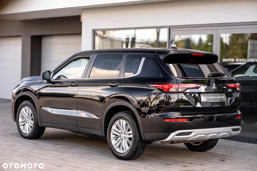 Mitsubishi Outlander - 17