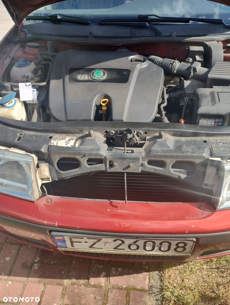 Skoda Octavia 1.6 Classic - 10