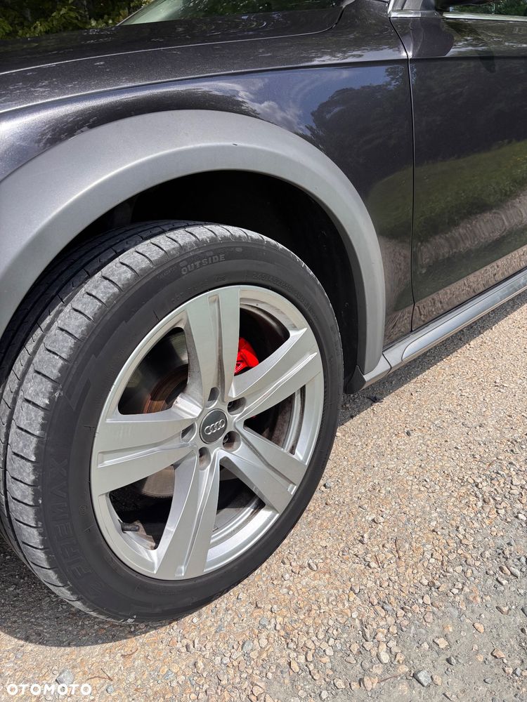 Audi A4 Allroad 2.0 TDI Quattro - 26