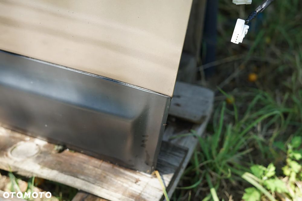 Drzwi przód przednie prawe Nissan Qashqai I J10 C30G - 9