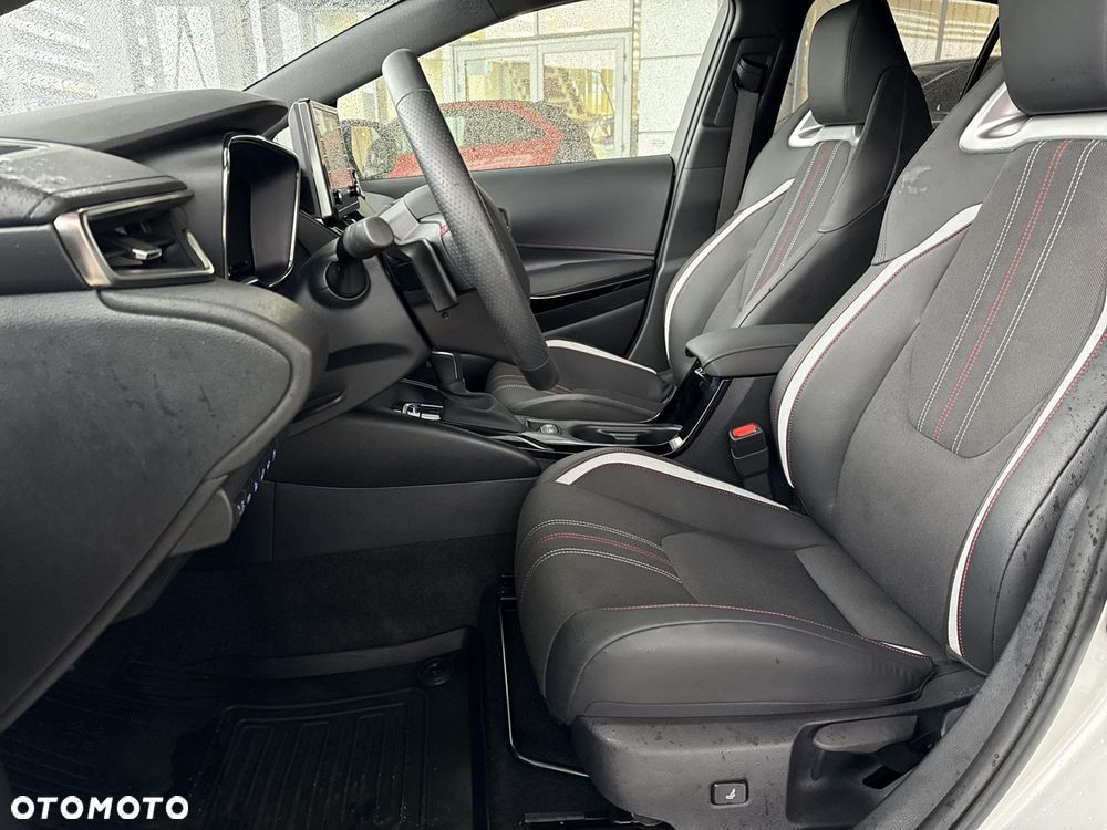 Toyota Corolla 2.0 Hybrid GR Sport - 15