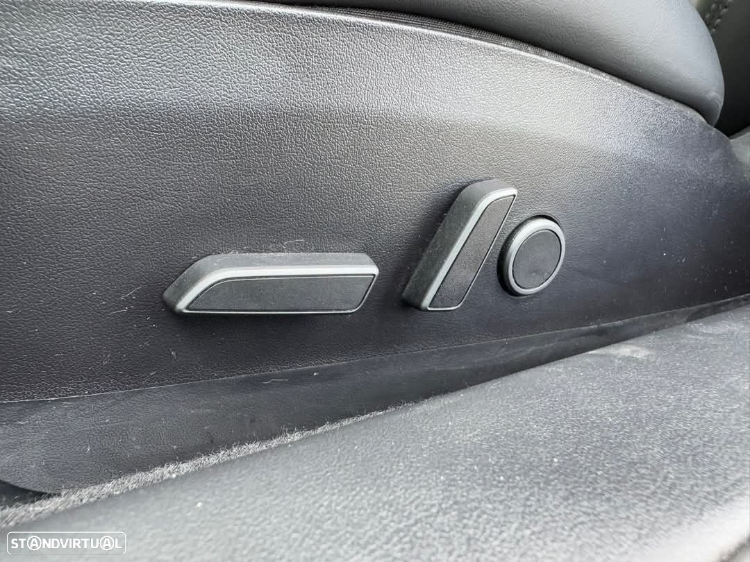 Tesla Model 3 Performance Dual Motor AWD - 23