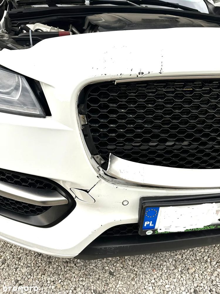 Jaguar F-Pace 2.0 i4D AWD R-Sport - 7
