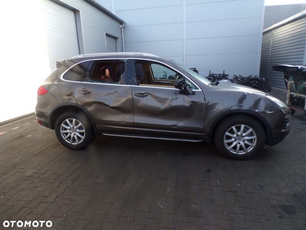 Części - Porsche Cayenne 2 II 92A 3.0 TDI 245 KM 10R - 3