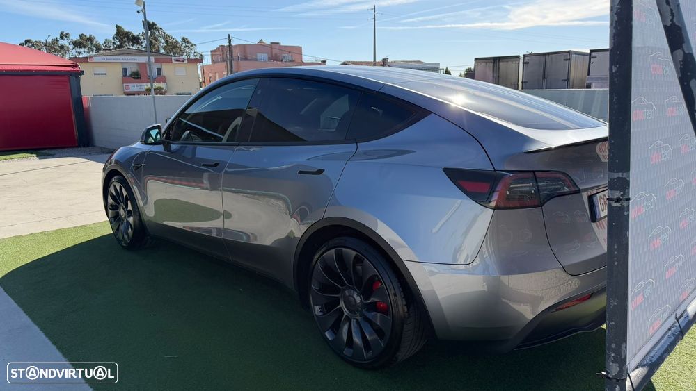 Tesla Model Y Performance Tração Integral - 15