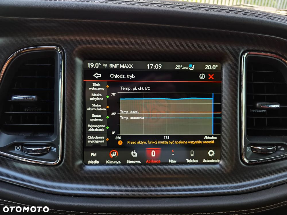 Dodge Challenger 6.2 Hellcat - 18
