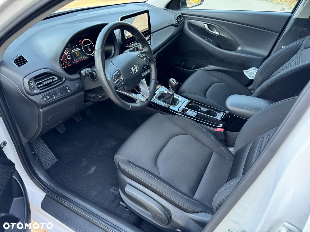 Hyundai i30 - 12