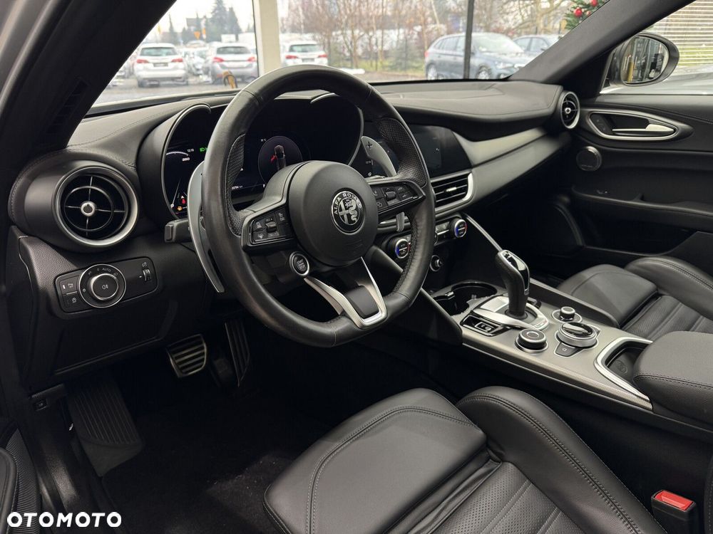 Alfa Romeo Giulia 2.0 Turbo Veloce Q4 - 8