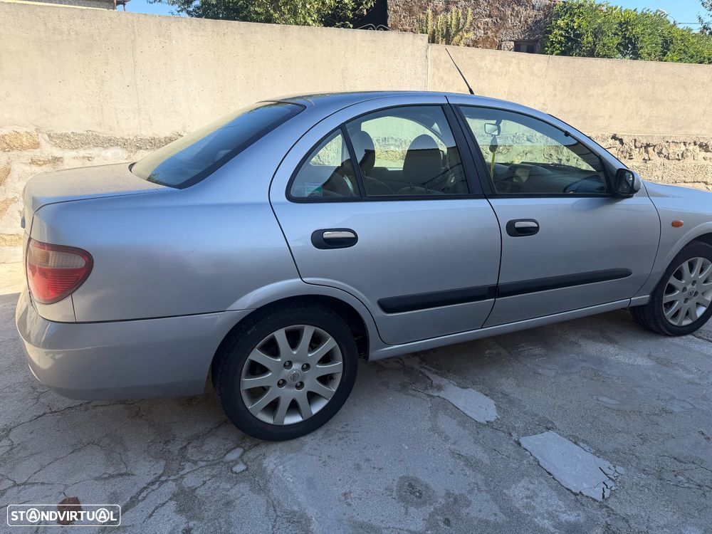 Nissan Almera - 2