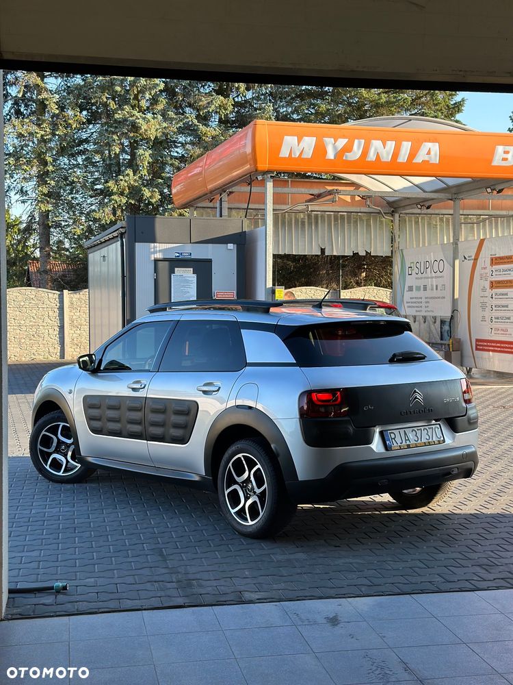 Citroën C4 Cactus 1.2 PureTech Shine S&S - 4