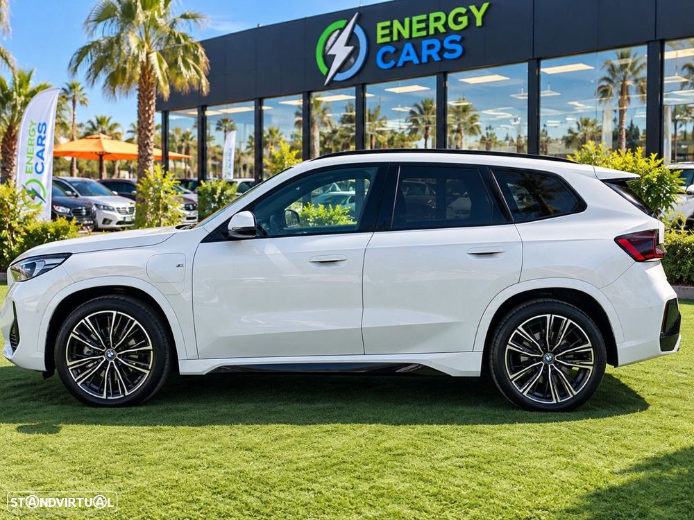BMW iX1 eDrive20 - 4