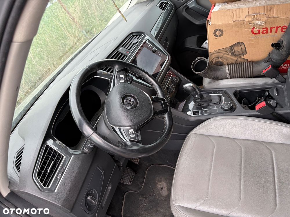 Volkswagen Tiguan Allspace 2.0 TDI SCR 4Motion DSG Highline - 5