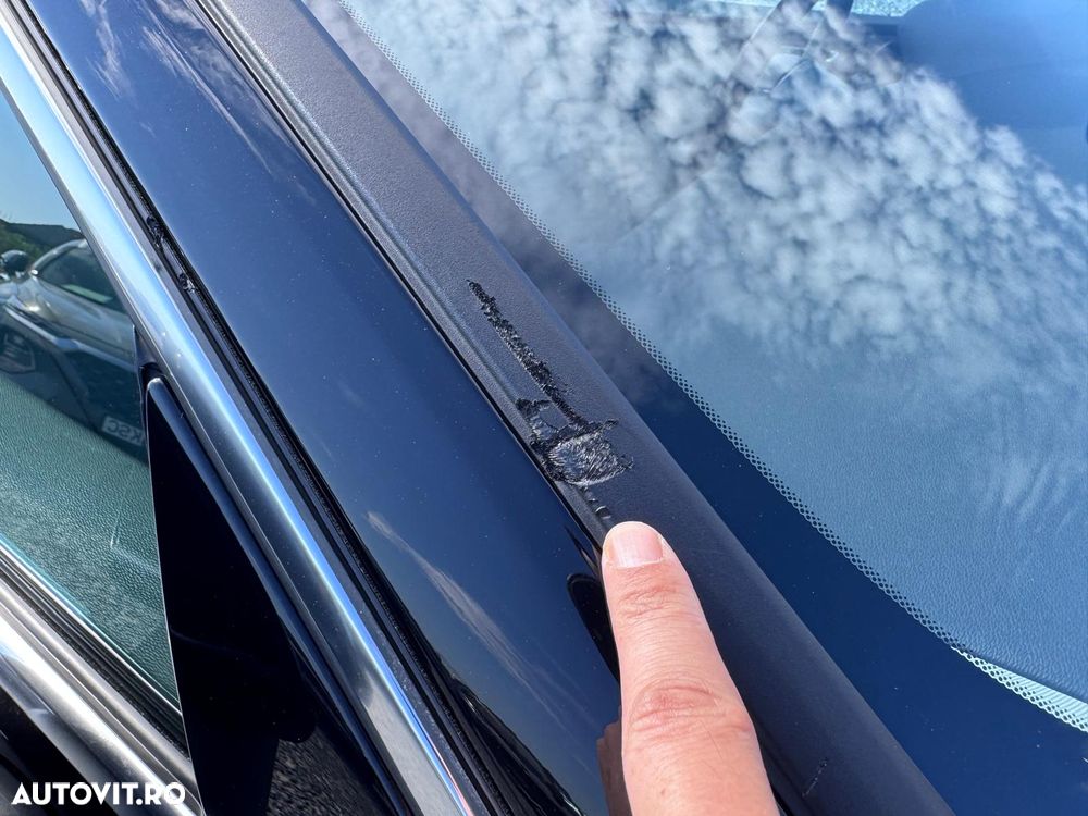 Volvo S60 B4 MHEV AT Plus Dark - 36