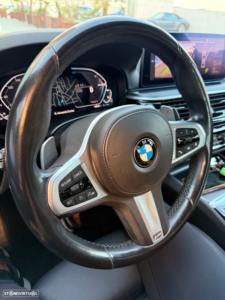 BMW 530 e Pack M - 17