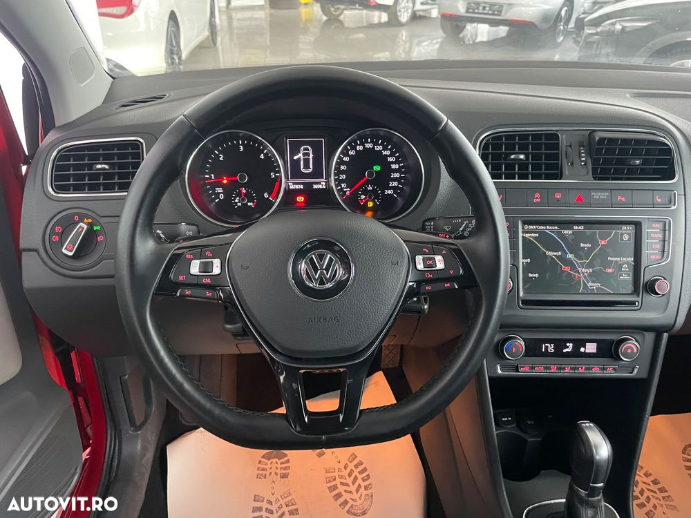 Volkswagen Polo 1.4 TDI (Blue Motion Technology) DSG Highline - 30