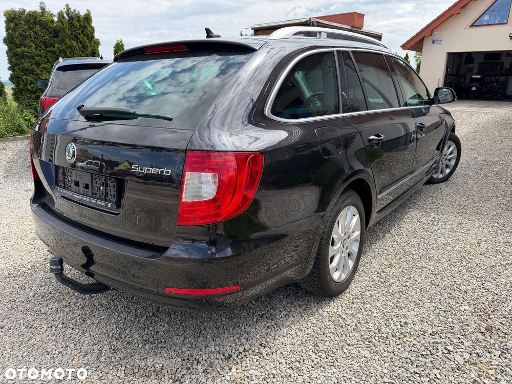 Skoda Superb 2.0 TDI DSG Exclusive - 3