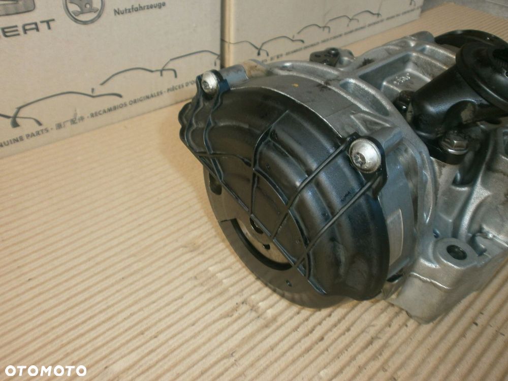 POMPA OLEJU WAŁKI 1.4TDI CUS CUT CYZ 04B145208G VW SKODA SEAT - 2
