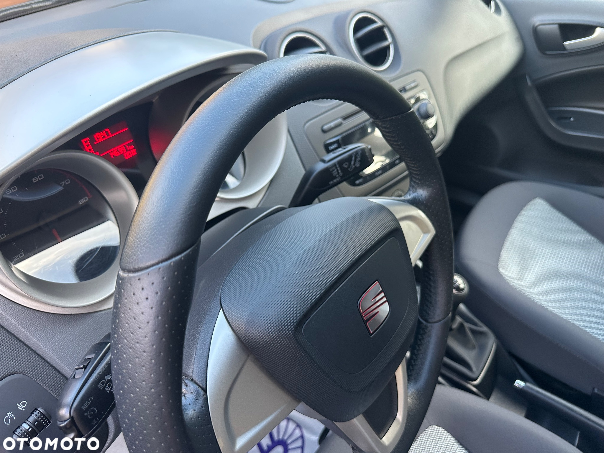 Seat Ibiza 1.4 16V Comfort Edition - 20