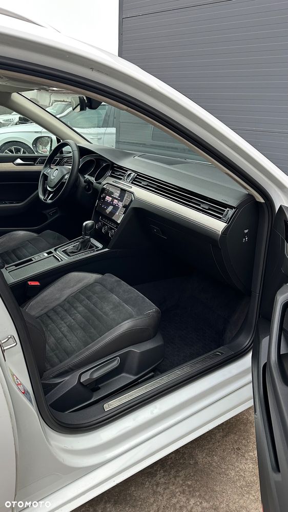 Volkswagen Passat 2.0 TDI BMT 4Mot Highline DSG - 12