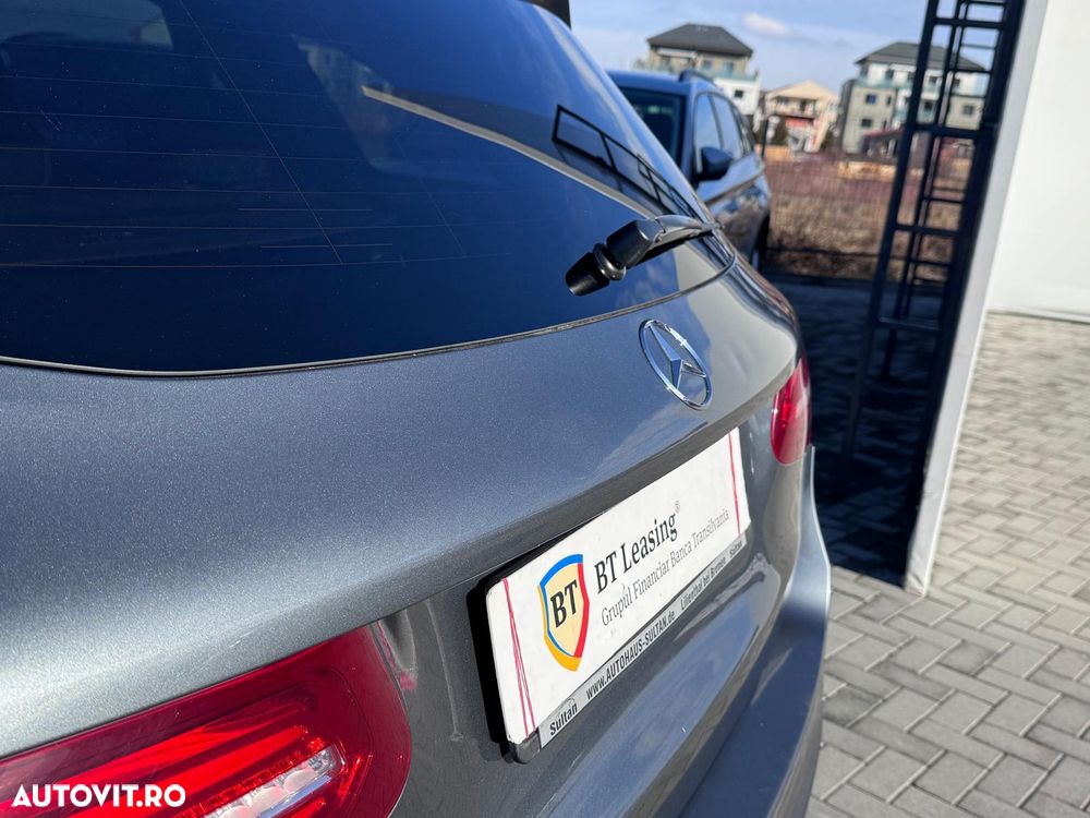 Mercedes-Benz GLC 220 d 4MATIC - 35