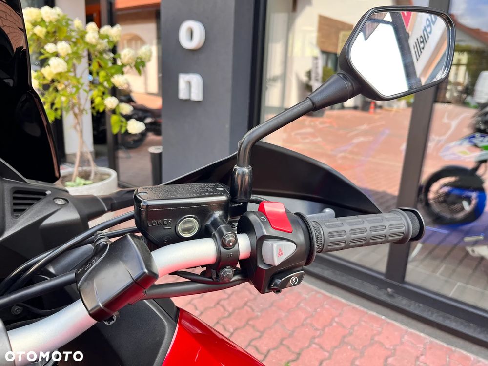 Honda VFR - 10