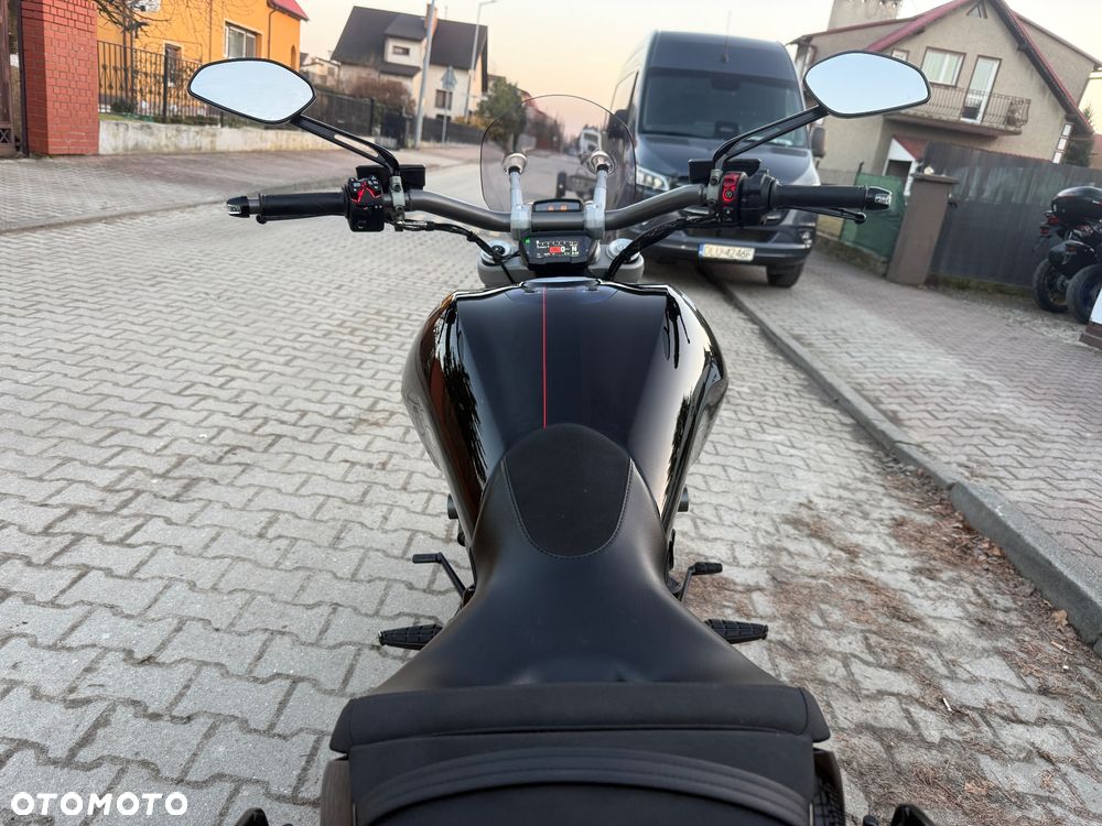 Ducati Diavel - 14
