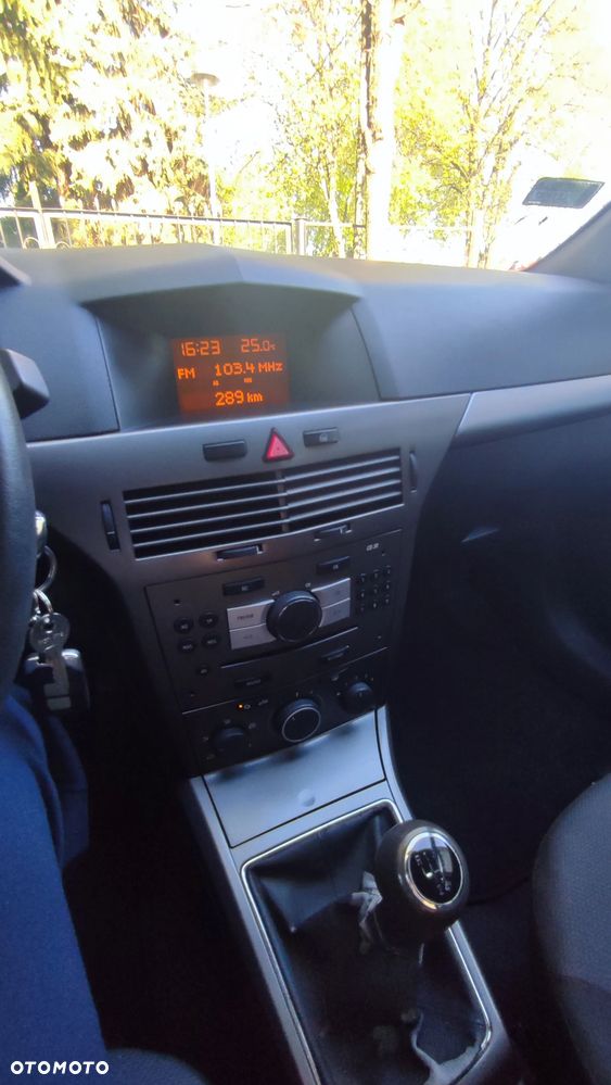 Opel Astra 1.4 Enjoy - 16
