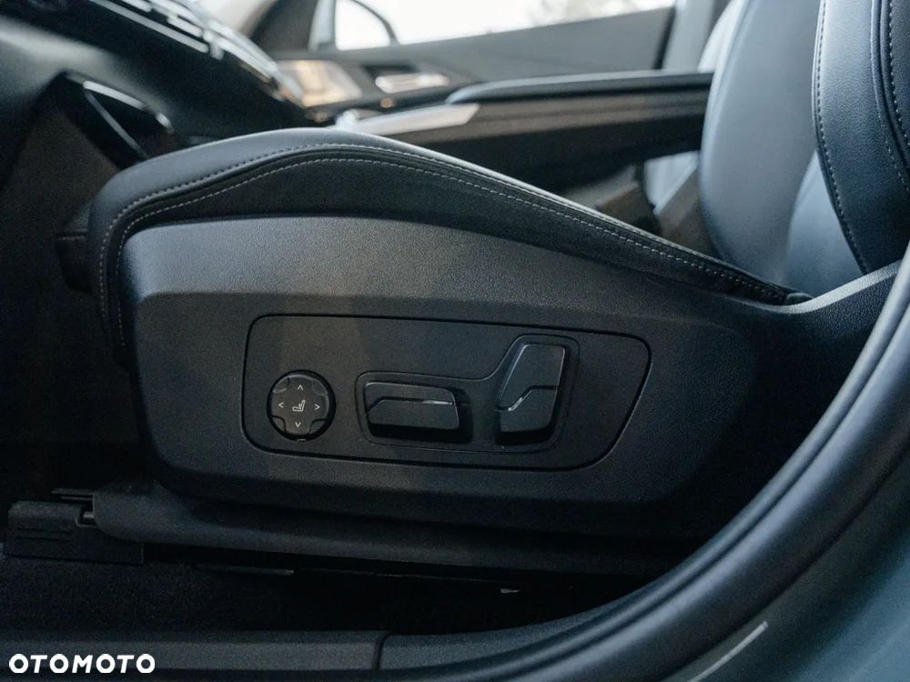 BMW X1 sDrive18i xLine sport - 15