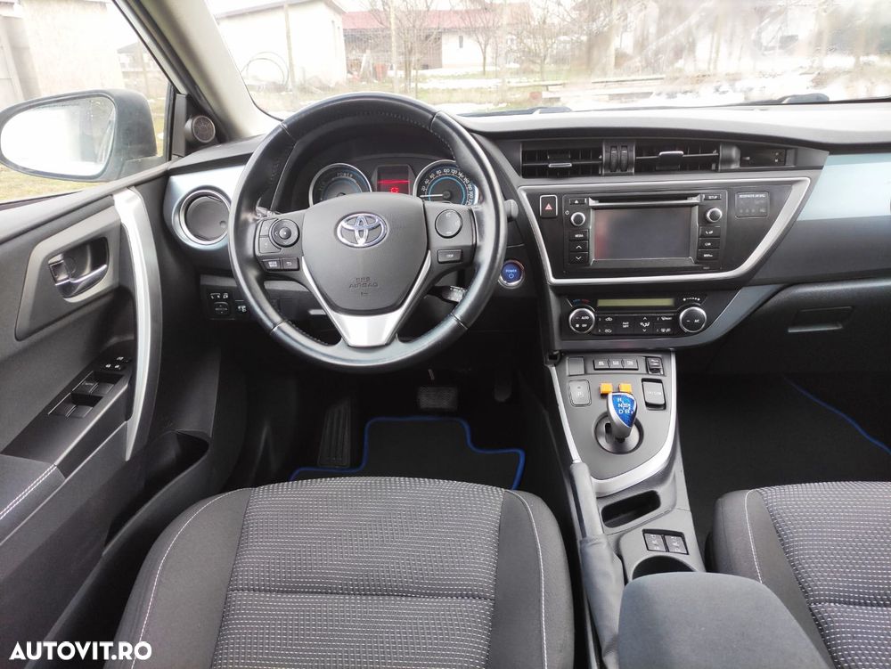 Toyota Auris - 7