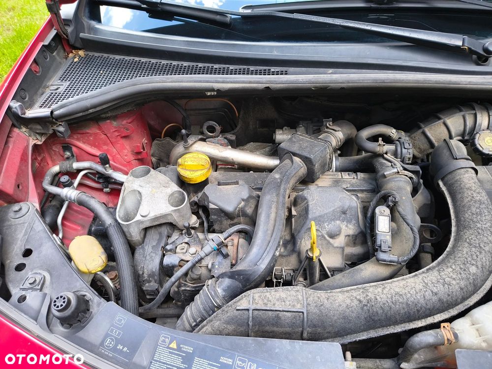Renault Clio 1.5 dCi Alize - 17