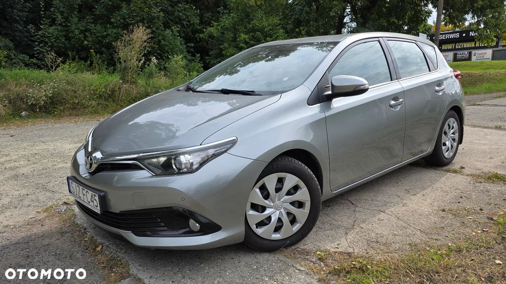 Toyota Auris 1.33 VVT-i Premium