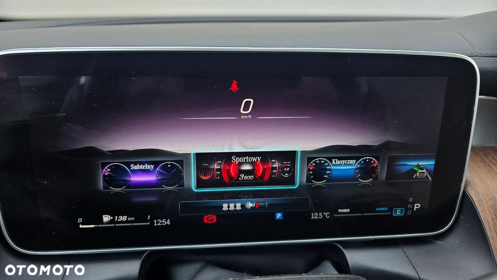 Mercedes-Benz GLC - 18