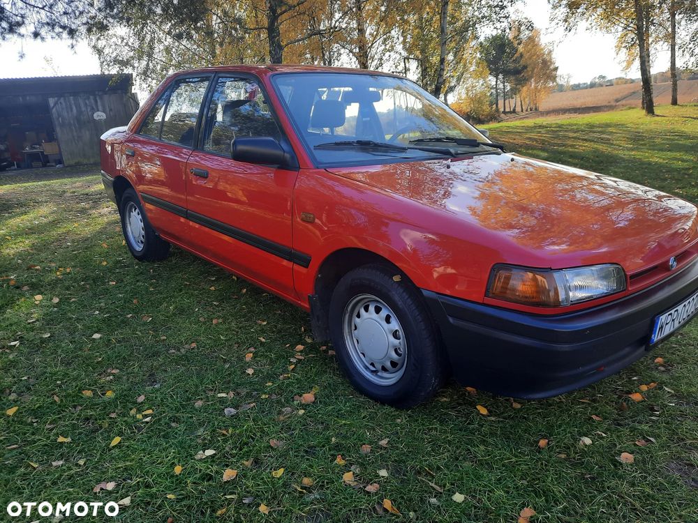 Mazda 323 1.7 D LX - 12