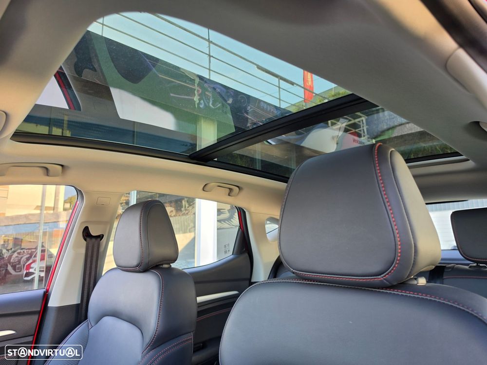 MG ZS EV 72.6 kWh Luxury - 32