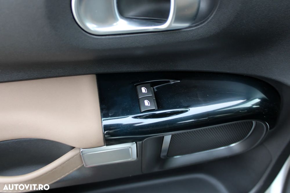 Citroën C4 Cactus 1.6 BlueHDi S&S BVM Shine - 24