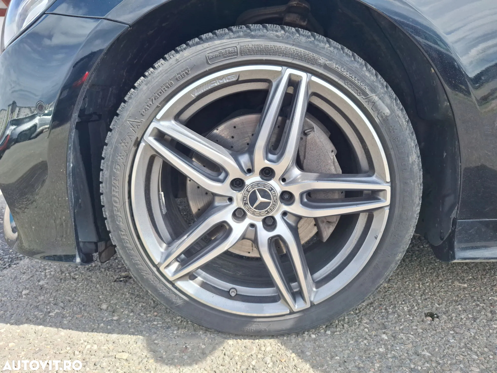 Mercedes-Benz E 220 d 4MATIC Coupe Aut. - 27