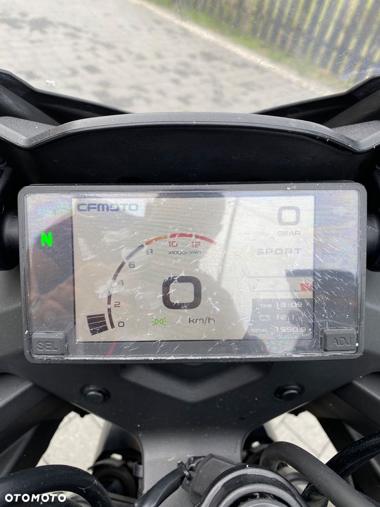 CFMoto 650 MT - 12