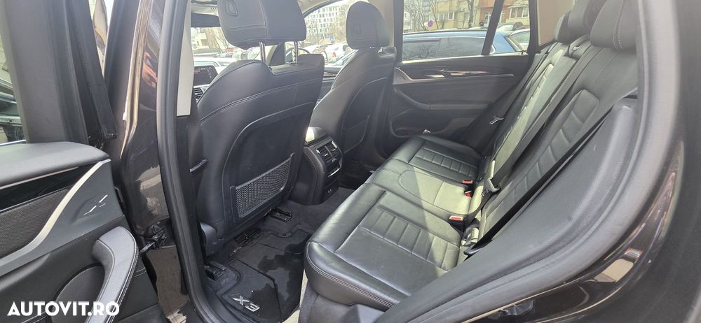 BMW X3 xDrive20i AT Luxury Line - 5