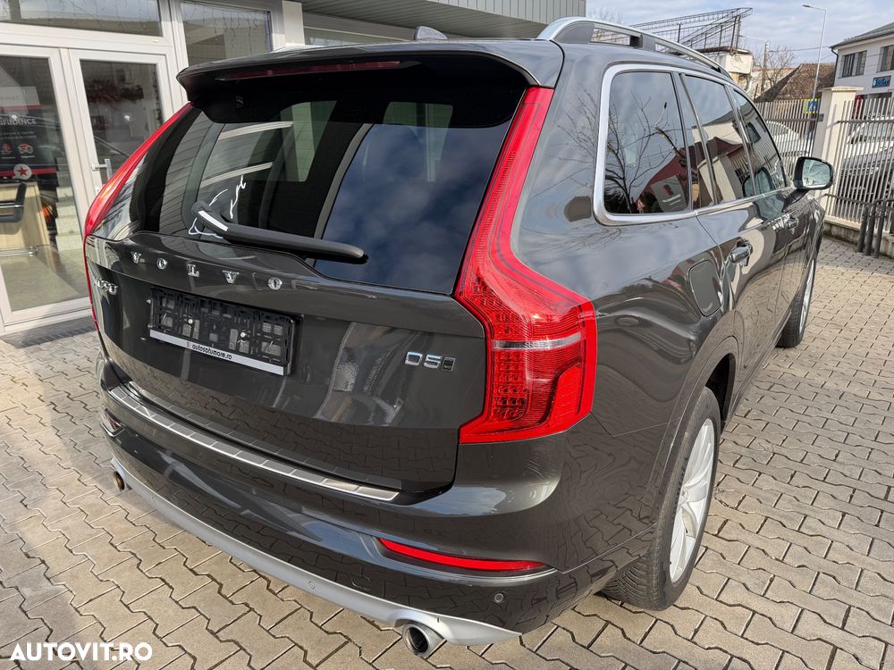 Volvo XC 90 D5 AWD Geartronic Momentum - 8