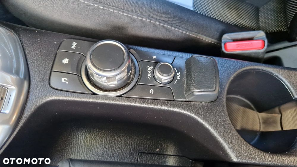Mazda 2 - 14