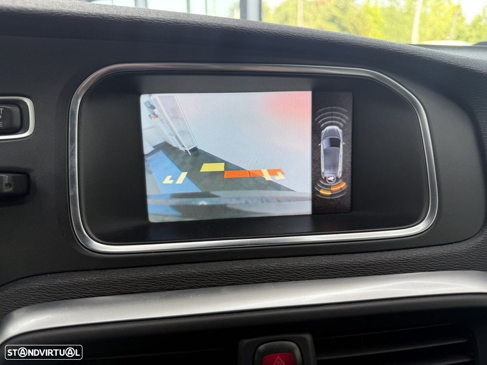 Volvo V40 1.6 D2 R-Design Momentum - 28
