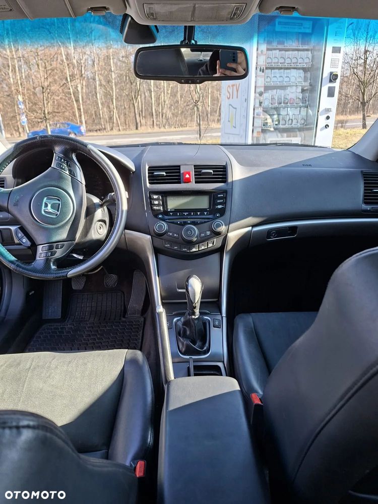 Honda Accord 2.0 i Comfort - 9
