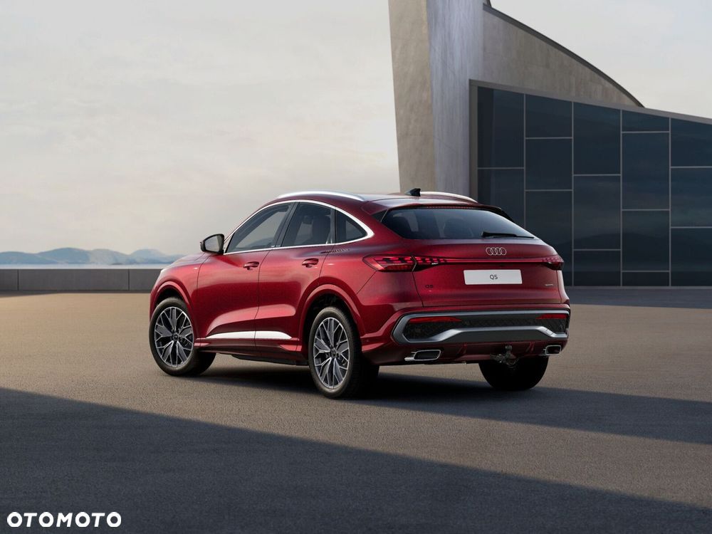 Audi Q5 Sportback - 5
