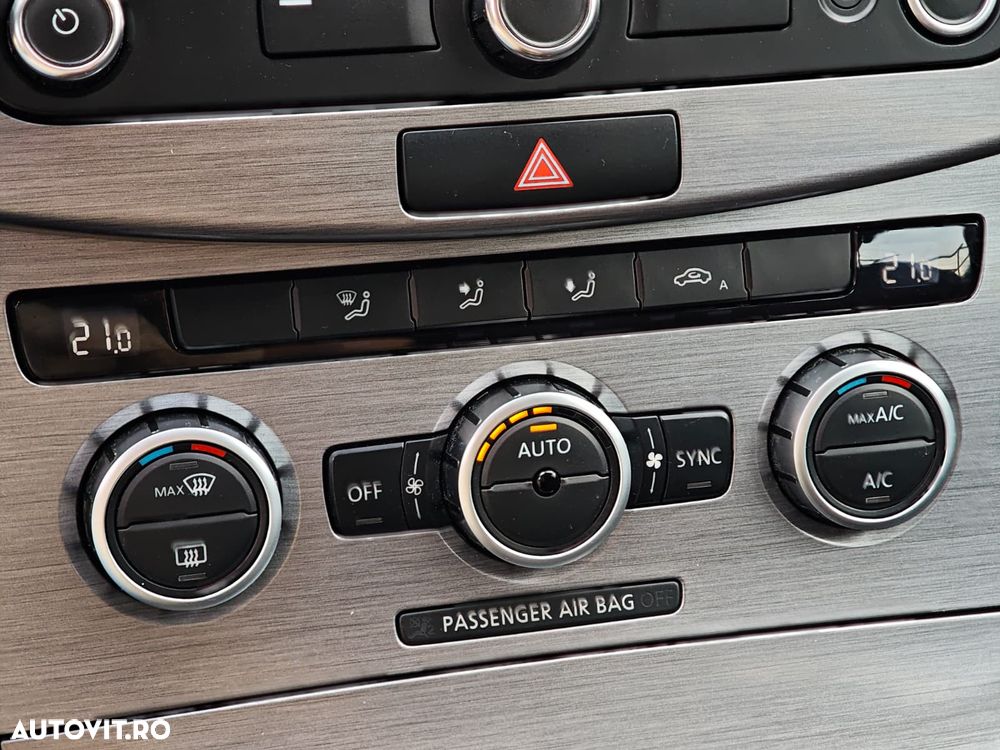 Volkswagen Passat - 12