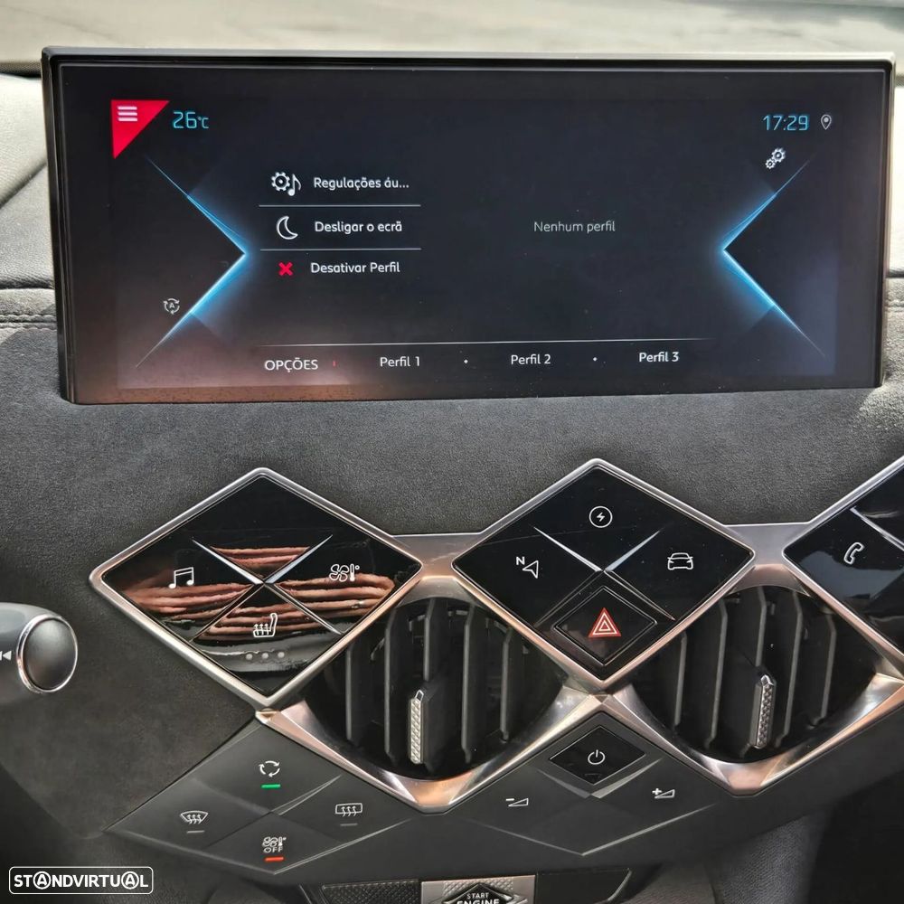 DS DS3 Crossback E-TENSE PERFORMANCE LINE - 17